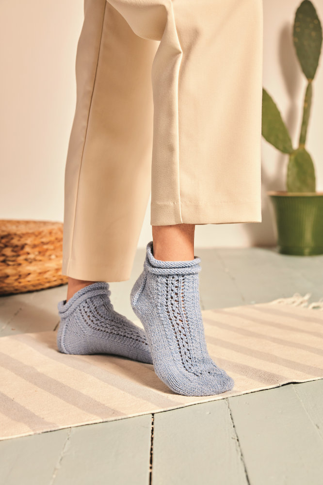 Sneakers Sea-View | Anleitungsheft + Wolle Merino Silk Socks Stretch, 4-fach  | Stricken | Veronika Hug, Woolly Hugs, Christophorus Verlag